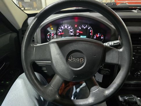 Used 2010 Jeep Liberty Sport w/ Popular Equipment Group image 33