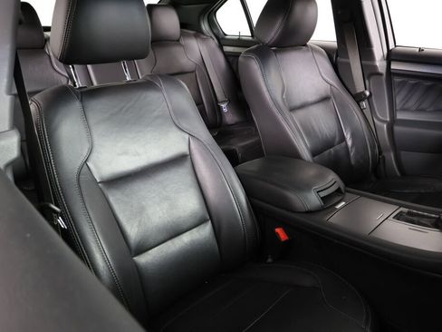 Used 2015 Ford Taurus SEL image 24