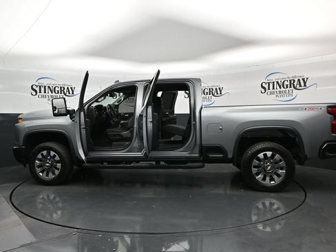 Used 2024 Chevrolet Silverado 2500 Custom w/ Custom Convenience Package AWD/4WD image 37