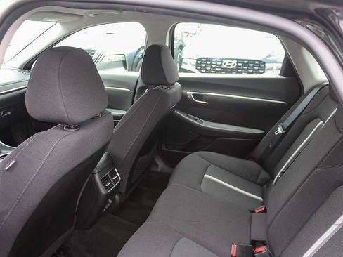 Used 2021 Hyundai Sonata SEL FWD image 23