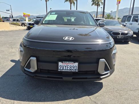 Used 2026 Hyundai Kona SE FWD image 4