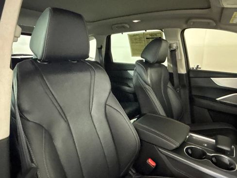 Used 2023 Acura MDX w/ Technology Package AWD/4WD image 30