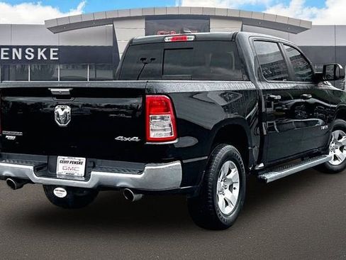 Used 2020 RAM 1500 Big Horn AWD/4WD image 3