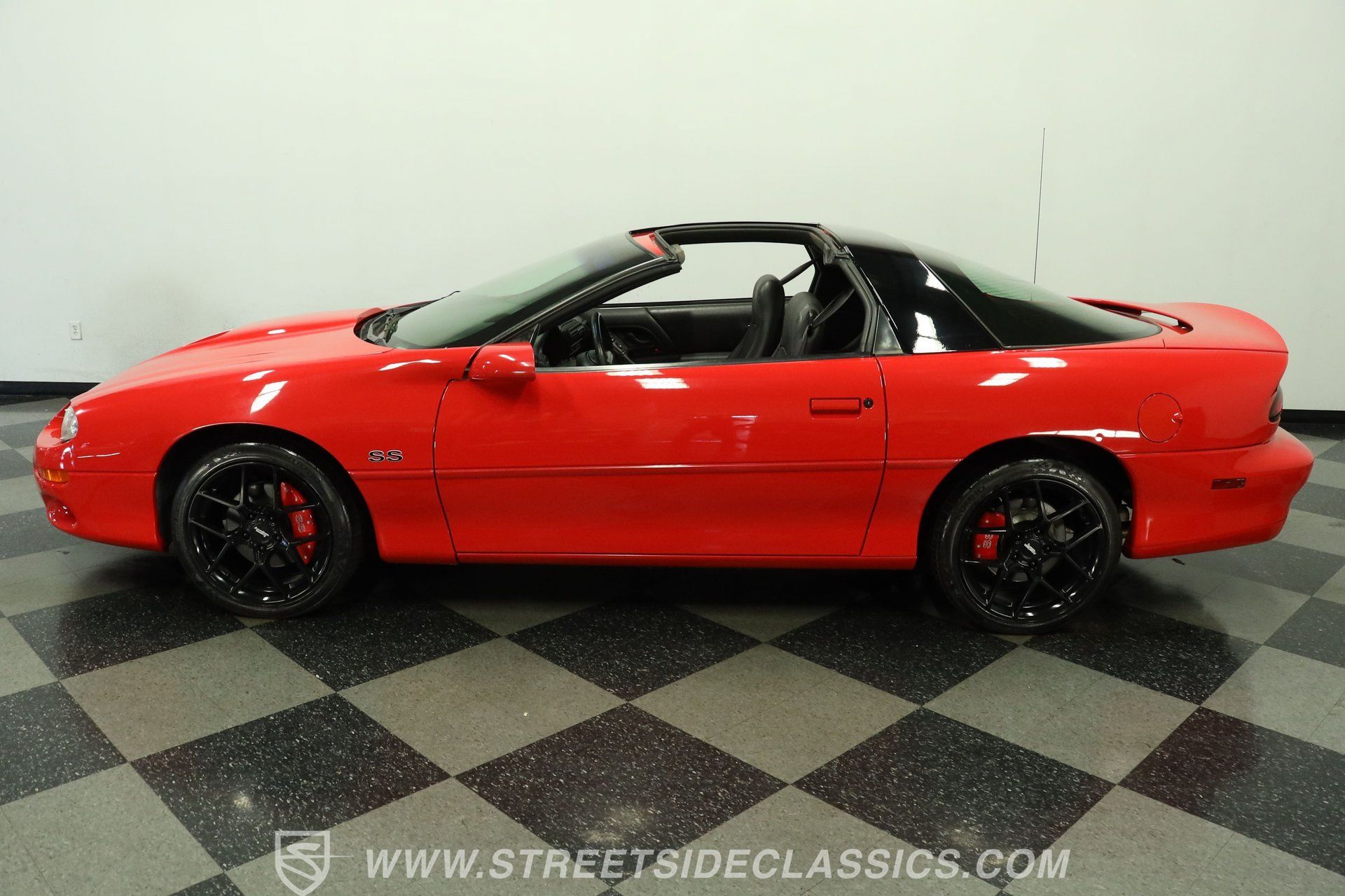 Used 2002 Chevrolet Camaro Z28 w/ SS Performance/Appearance Pkg RWD image 2