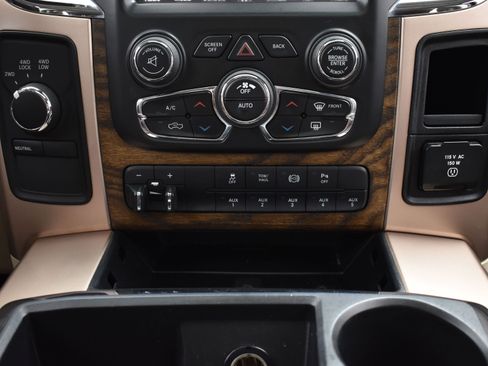 Used 2014 RAM 2500 Longhorn image 38