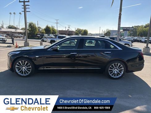 Used 2019 Cadillac CT6 Luxury w/ Driver Awareness Package image 4