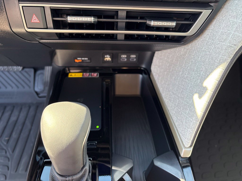 Used 2026 Toyota Camry XLE AWD/4WD image 26