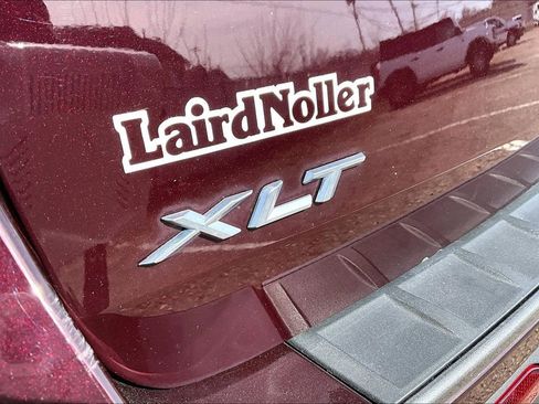 Certified 2022 Ford Explorer XLT w/ Equipment Group 202A image 8