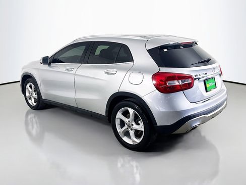 Used 2018 Mercedes-Benz GLA 250 4MATIC image 7