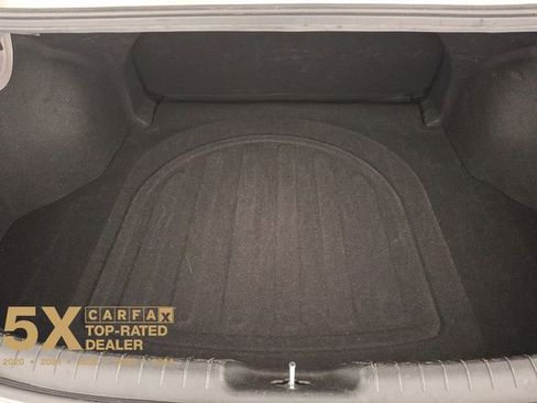 Certified 2024 Hyundai Elantra SEL image 34