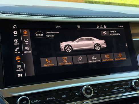 Used 2024 Bentley Flying Spur V8 AWD/4WD image 23