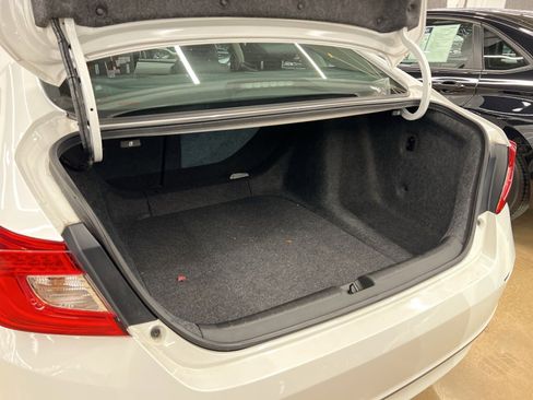 Used 2019 Honda Accord EX-L image 21