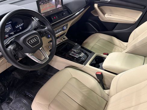 Used 2023 Audi Q5 2.0T Premium Plus w/ Premium Plus Package image 9