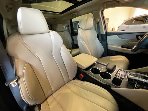 Certified 2023 Acura MDX SH-AWD image 21