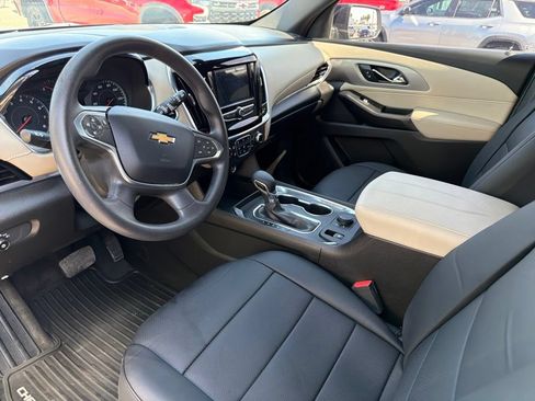 Used 2023 Chevrolet Traverse LS FWD image 20