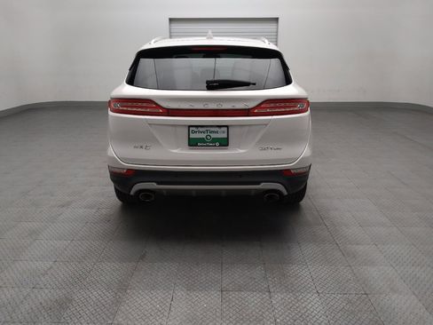 Used 2017 Lincoln MKC Select w/ Select Plus Package AWD/4WD image 7