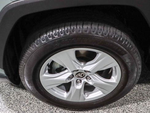 Used 2021 Toyota RAV4 XLE FWD image 11