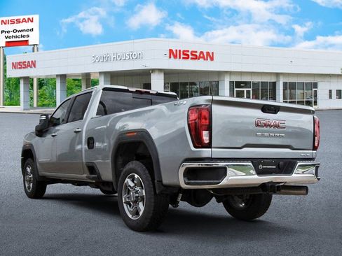 Used 2025 GMC Sierra 2500 SLE w/ Max Trailering Package AWD/4WD image 3