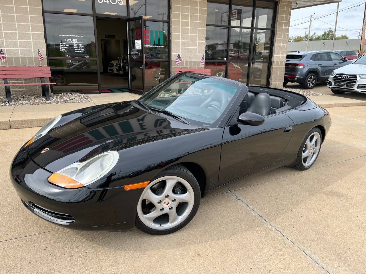 Used 1999 Porsche 911 Cabriolet image 2