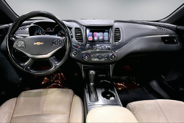 Used 2017 Chevrolet Impala Premier w/ Enhanced Convenience Package FWD image 8