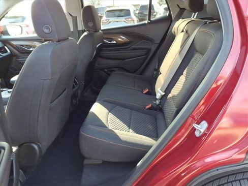 Used 2021 GMC Terrain SLE w/ Driver Convenience Package image 13