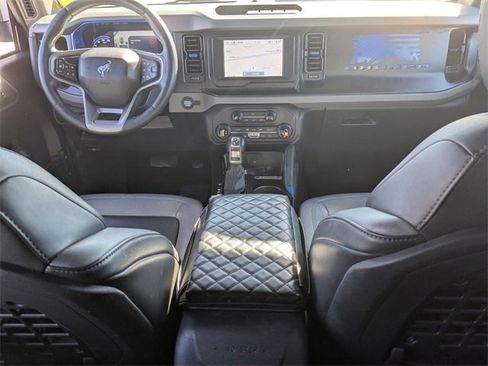 Certified 2022 Ford Bronco Black Diamond image 20