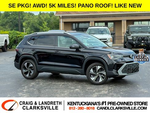 Used 2025 Volkswagen Taos SE w/ Panoramic Sunroof Package AWD/4WD image 1