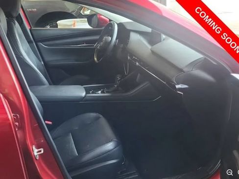 Used 2019 MAZDA MAZDA3 Sedan w/ Premium Package FWD image 9