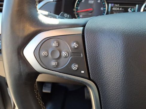 Used 2018 Chevrolet Suburban Premier image 29