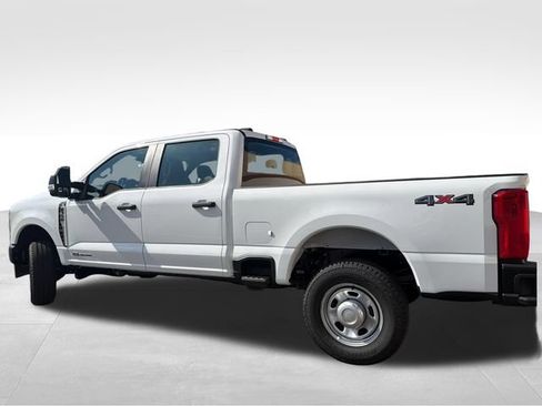 New 2026 Ford F350 XL w/ Snow Plow/Camper Package AWD/4WD image 5