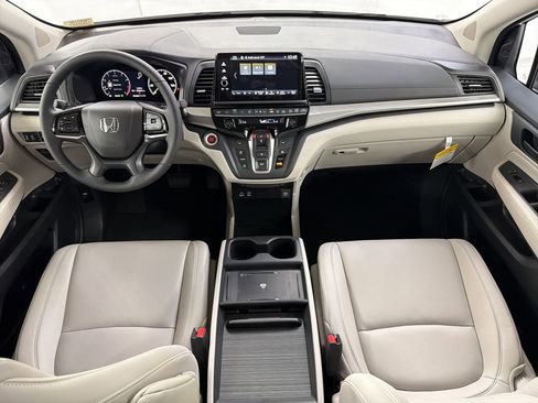 New 2026 Honda Odyssey EX-L image 17