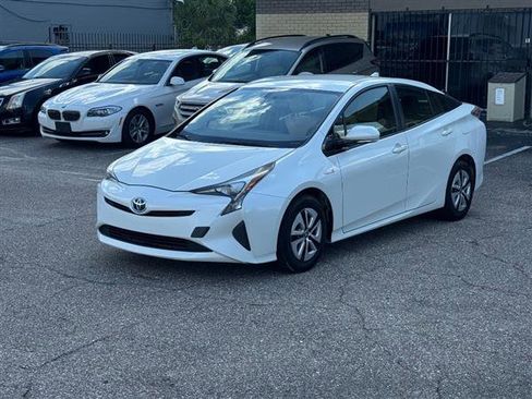 Used 2016 Toyota Prius Three FWD image 1