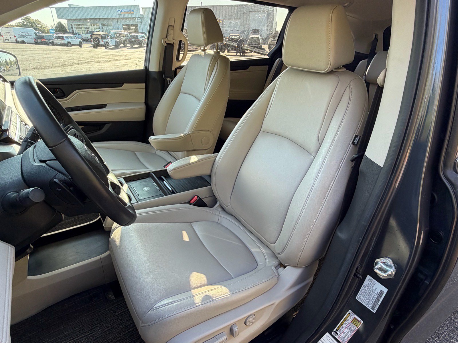 Used 2025 Honda Odyssey EX-L image 22