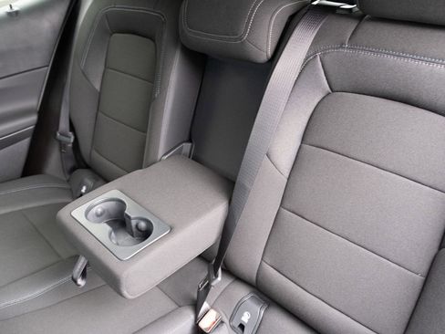 New 2026 Chevrolet Equinox EV LT image 15