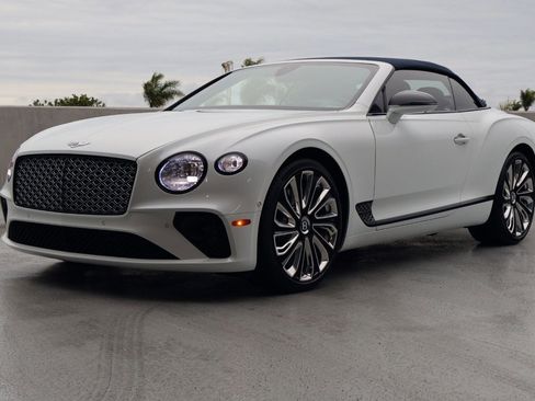 Used 2024 Bentley Continental GT Mulliner image 8