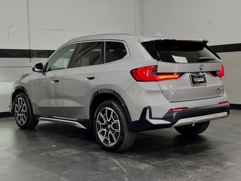 Used 2025 BMW X1 xDrive28i w/ Convenience Package AWD/4WD image 10