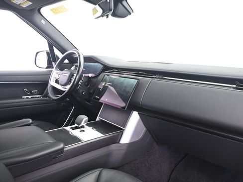 Used 2024 Land Rover Range Rover Autobiography AWD/4WD image 22
