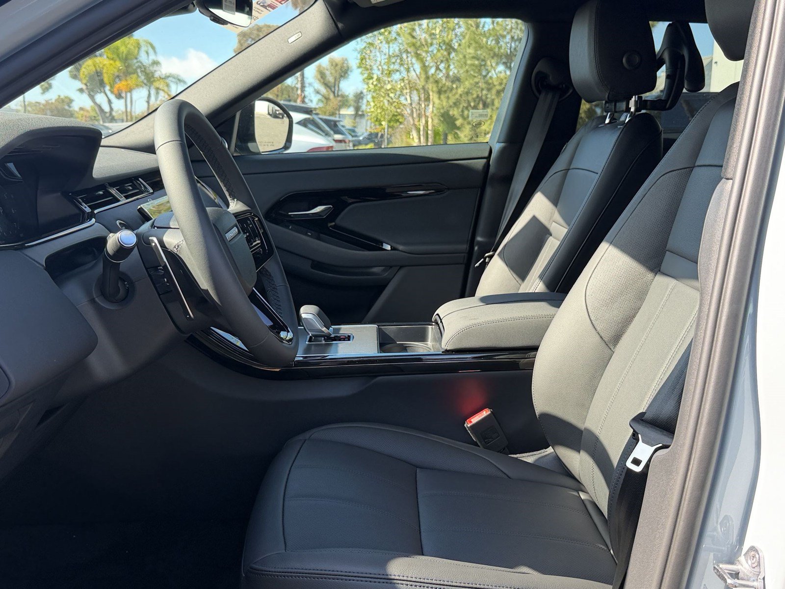 New 2026 Land Rover Range Rover Evoque S AWD/4WD image 5