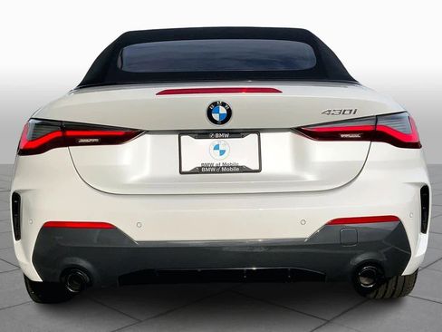 Certified 2024 BMW 430i Convertible w/ M Sport Package image 4