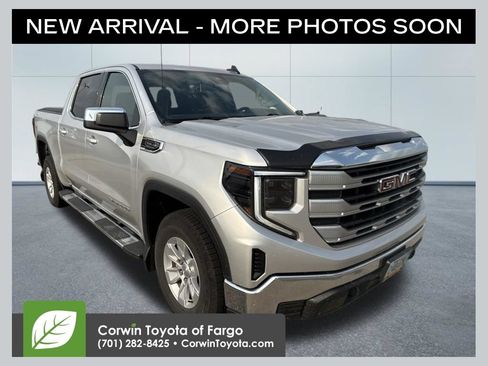 Used 2022 GMC Sierra 1500 SLE w/ LPO, GMC Protection Package AWD/4WD image 1