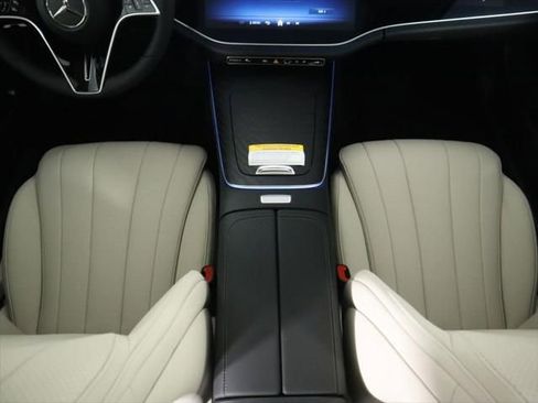 New 2026 Mercedes-Benz E 350 Sedan image 18