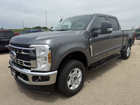 New 2025 Ford F350 XLT w/ 360-Degree Camera Package image 6