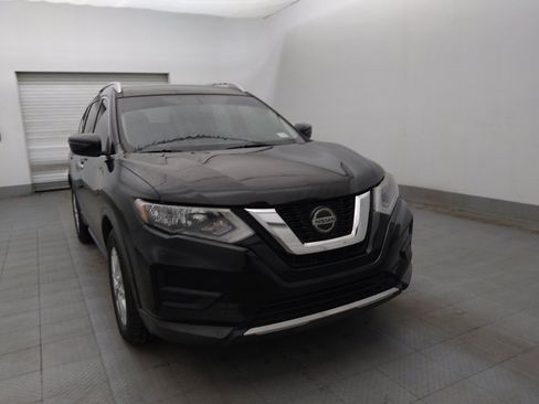 Used 2018 Nissan Rogue SV FWD image 13