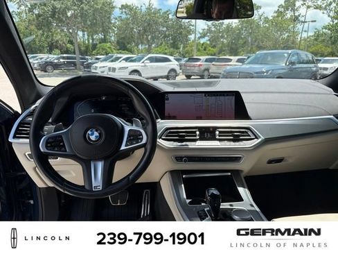 Used 2022 BMW X5 sDrive40i w/ M Sport Package RWD image 14