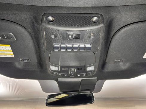 Used 2021 Ford F350 Platinum w/ Tremor Off-Road Package image 18