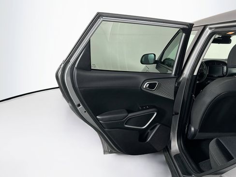 Used 2022 Kia Soul LX w/ Technology Package image 25