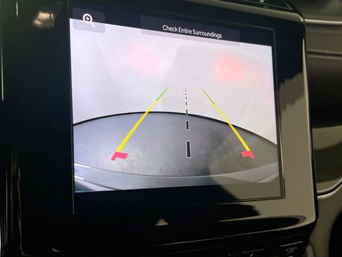 Used 2023 Jeep Grand Cherokee Altitude image 13