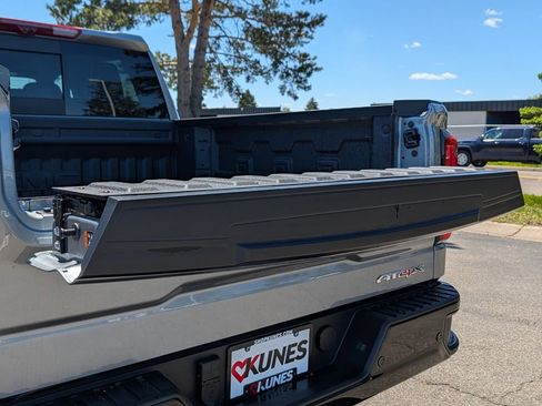 New 2026 GMC Sierra 1500 AT4X AWD/4WD image 31