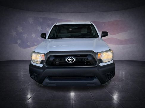 Used 2015 Toyota Tacoma image 8