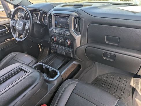 Used 2021 GMC Sierra 2500 Denali w/ Technology Package image 12